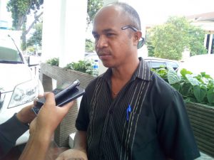 Abio Salsinha Hekerek Livru “Kamera Cinta”
