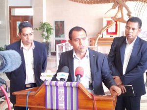 Reprezentante IPJ Fahe Informasaun Jeolójiku no Petrolíferu Ba Xefe Estadu