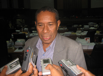 Eis Komandante PNTL Paulo Martins Husu PM Taur Kontinua Garante Paz  no Estabilidade