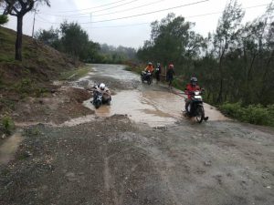 Kondisaun estrada difikulta komunidade Cota Bo’ot