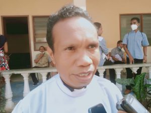 Provizóriu, Padre Pároku Manatuto lidera Dioseze Baucau
