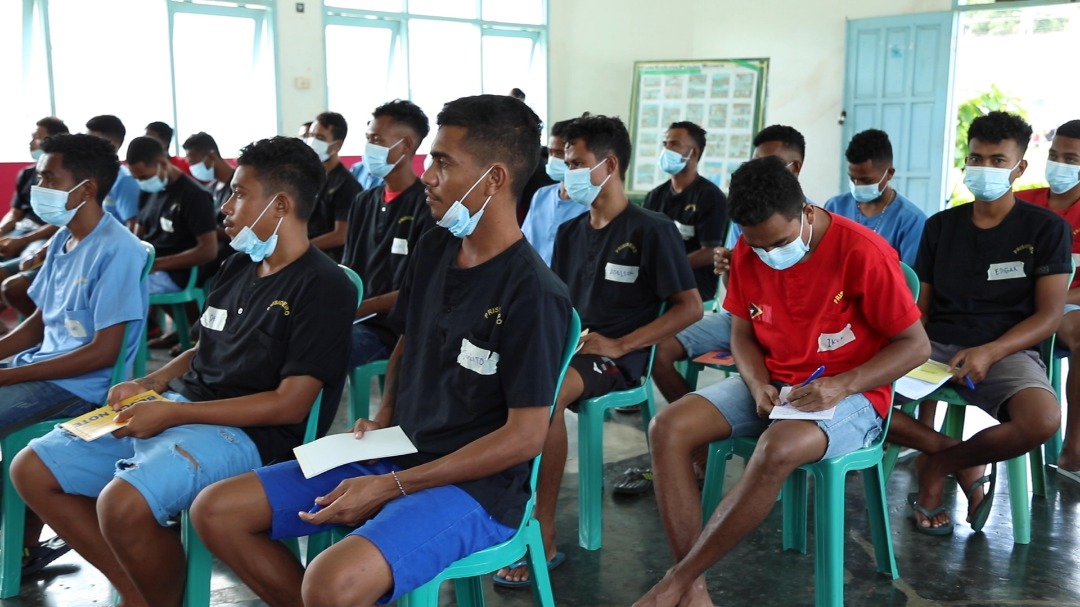 ONG SHC fó formasaun HIV/SIDA ba dadur 25 iha prizaun Becora