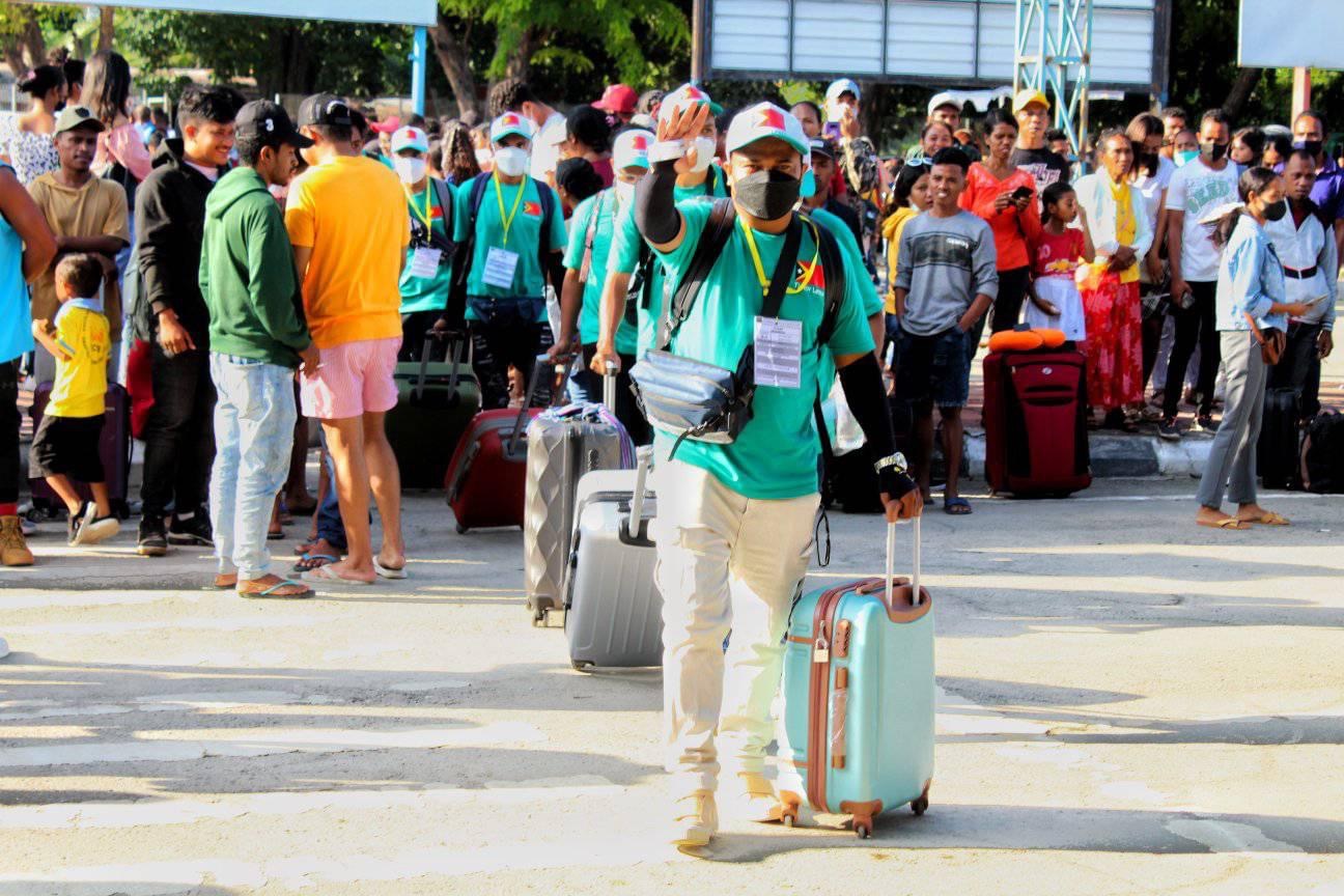 Traballadór 94 arranka bá Koreia Súl no rua kansela viajen