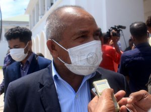 MEJD deside adia ezame primeiru períodu ba estudante sira