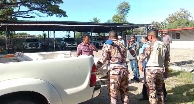 UPF Covalima entrega uniforme GAM hatama ilegal ba Komandu PNTL