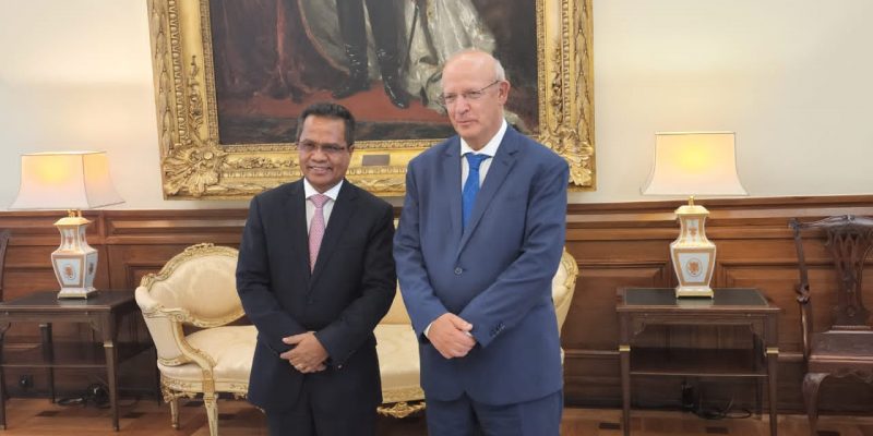 Aniceto Guterres enkontru ho Prezidente Asembleia Repúblika Portugál Augusto Santos