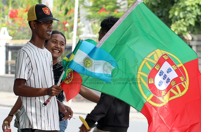 Atmosfera Kopa Mundiál hahú sente iha Dili ho fa’an bandeira husi nasaun oioin