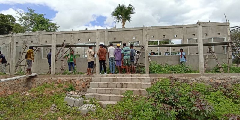PA RAEOA husu kompañia Huno Bahalaco tenke finaliza projetu eskola iha Taiboko