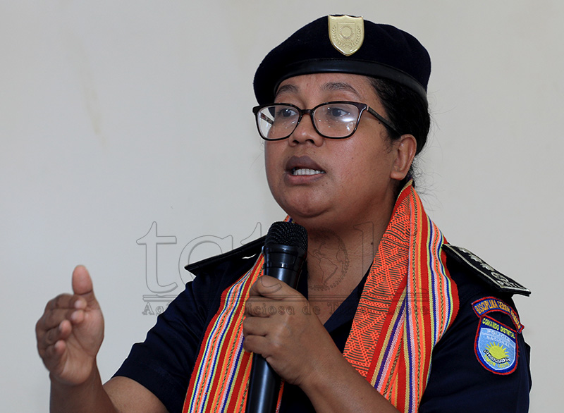 Natercia Eufrasia husu apoia Autoridade lokál kontrola joven bairu laran