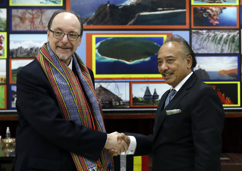 Governu España prontu apoia rekursu umanu ba Timor-Leste iha área turizmu-ambiente