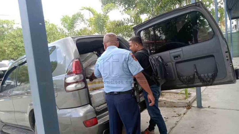 Autoridade polisiál halo aprensaaun ba sigaru illegál karon-neen