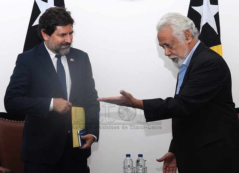 Diplomata brazileiru hakarak kontinua kooperasaun iha área edukasaun ho Timor-Leste