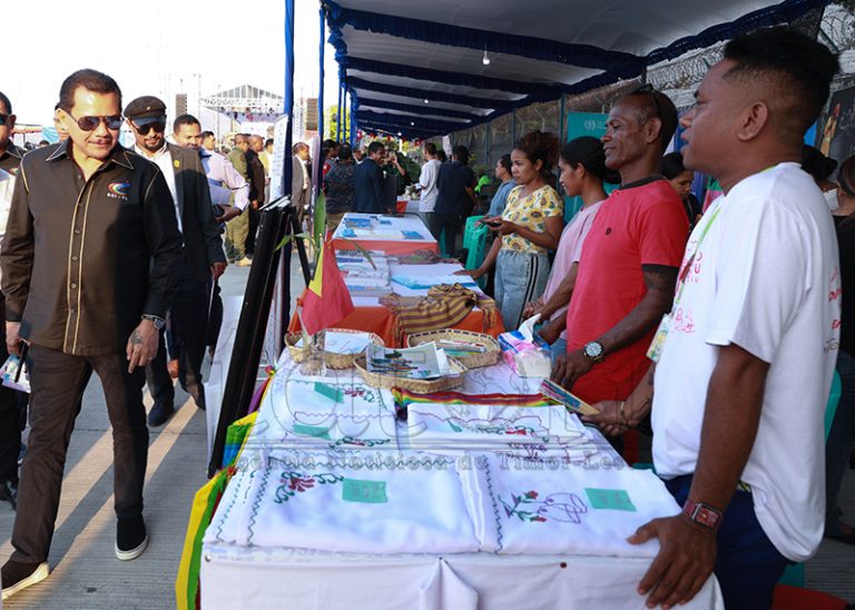 Feira Portu Dili
