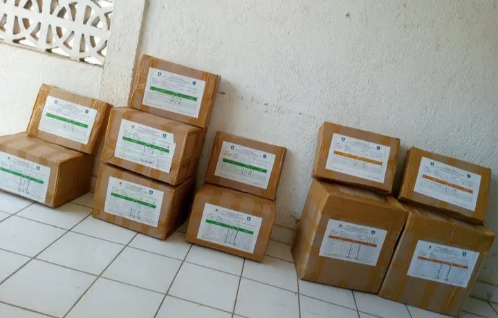 Servisu Edukasaun Viqueque distribui pontu ezame nasionál ba postu lima