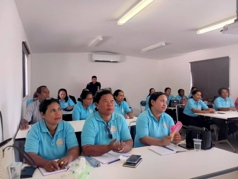 ALFeLa disponibiliza formasaun kona-ba enkuadramentu legál violénsia kontra feto ba AES-PNTL Covalima