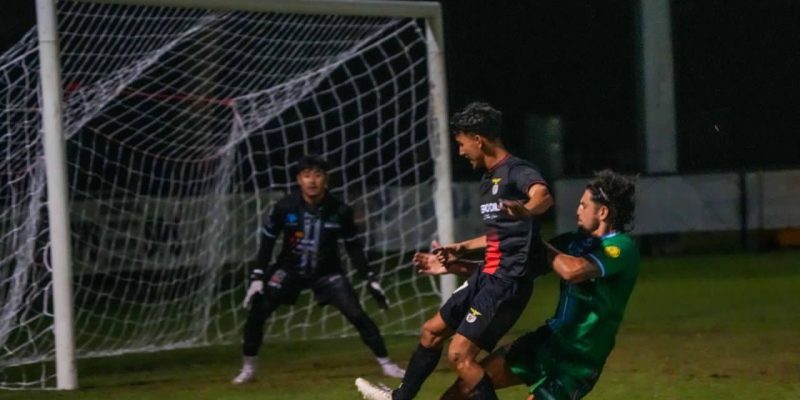 Kay Olok Cs lori AD SLB ‘ukun’ Craigieburn Pythons ho golu 11