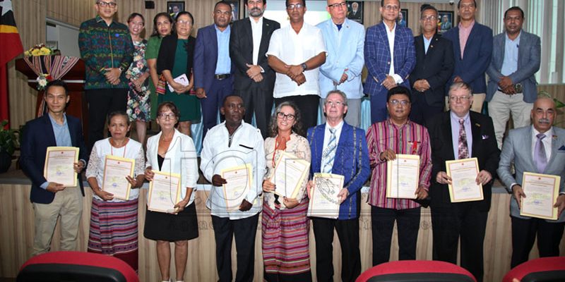 Governu atribui sertifikadu nasionalidade timoroan ba estranjeiru na’in-186