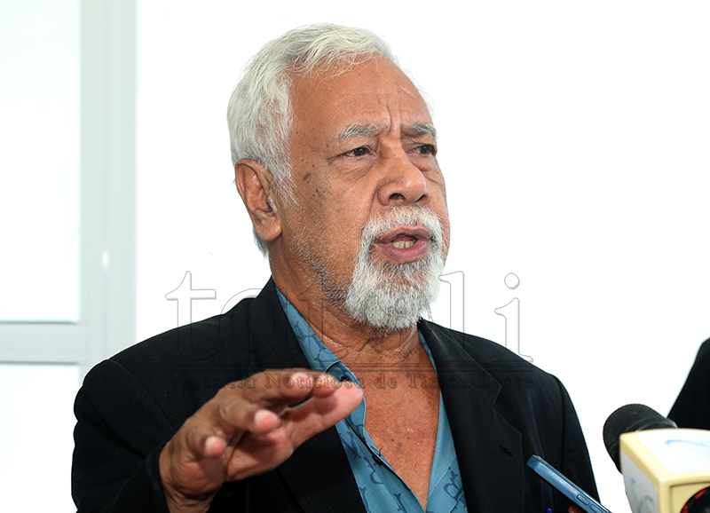 Serbisu ho disiplina no profisionál hodi hadi’a ekonomia família: Xanana apela