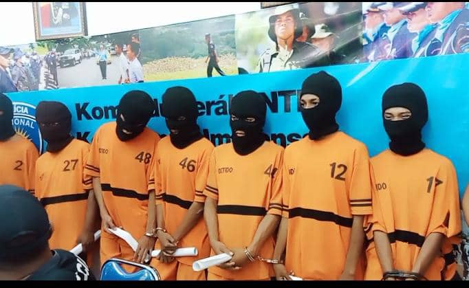 Ekipa asegura tán suspeitu na’in-lima hadau telefone