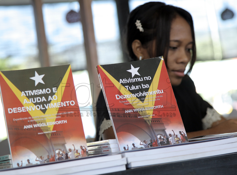 FOTO ATUÁL: Lansamentu rezultadu peskiza hosi ONG hamutuk ho parseiru