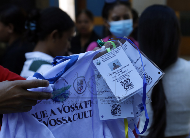 Igreja hahú distribui kamiza gratuita ba sarani rejistadu partisipa misa iha Tasi-tolu