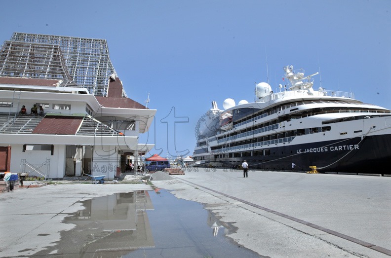 Kruzeiru Le Jacques Cartier tula turista atus ida resin vizita TL