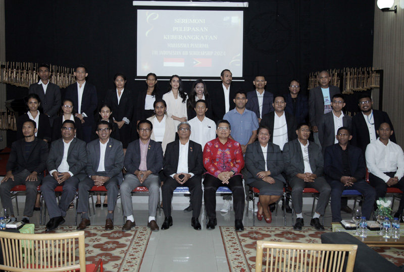 Bolseiru na’in-70 períudu 2024 kontinua estudu iha Indonézia