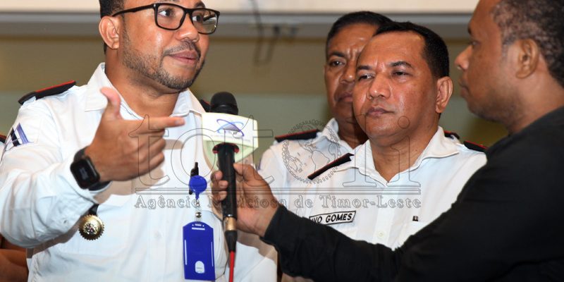 Alfándega selebra aniversáriu ba da-26 iha Oekusi 