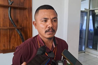 Administradór Kelikai Antiga husu líder nasionál hametin unidade