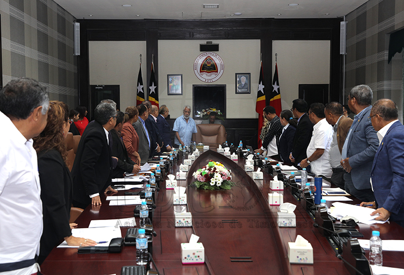 KM fó instrusaun ba MAE hodi notifika ajudikatária iha kontratu públiku