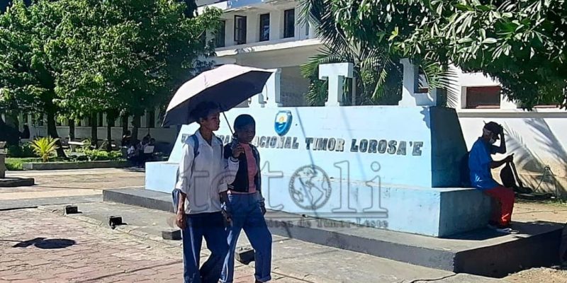 Vox Pop: Restaurasaun Independénsia ba dala-24, estudante sujere Governu kapasita rekursu umanu