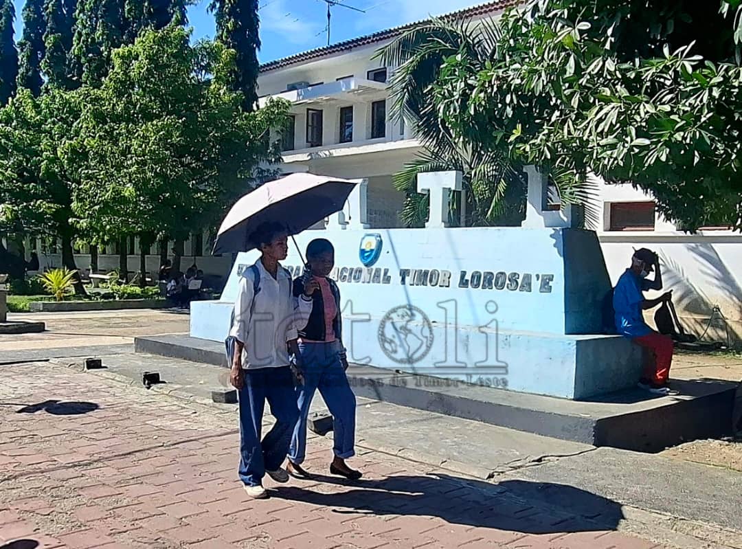 Vox Pop: Restaurasaun Independénsia ba dala-24, estudante sujere Governu kapasita rekursu umanu