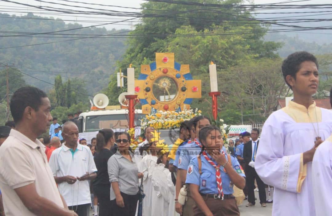 Dom Virgílio Cardeal do Carmo husu sarani hotu konsagra Jesus nia futar isin no raan