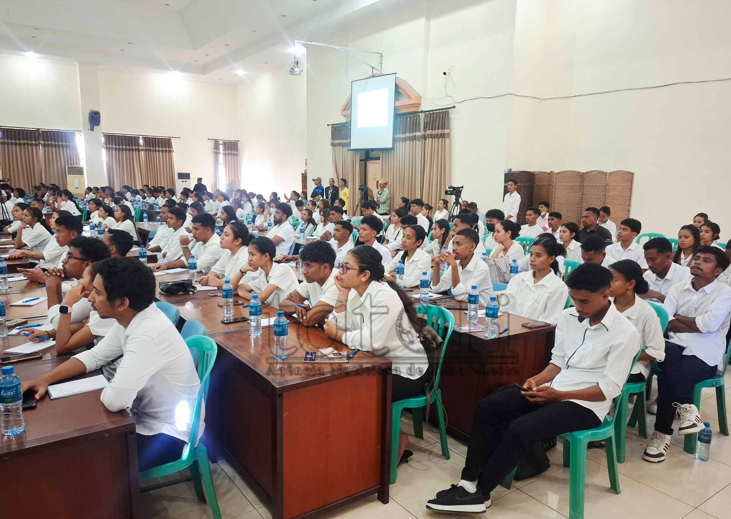 Voluntáriu 200 tuir formasaun atu atende jogu CPLP