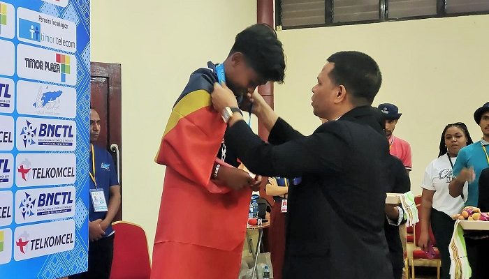 Husi Manatuto, Noelio Garcia oferese Medalla Bronze ba Timor – Leste