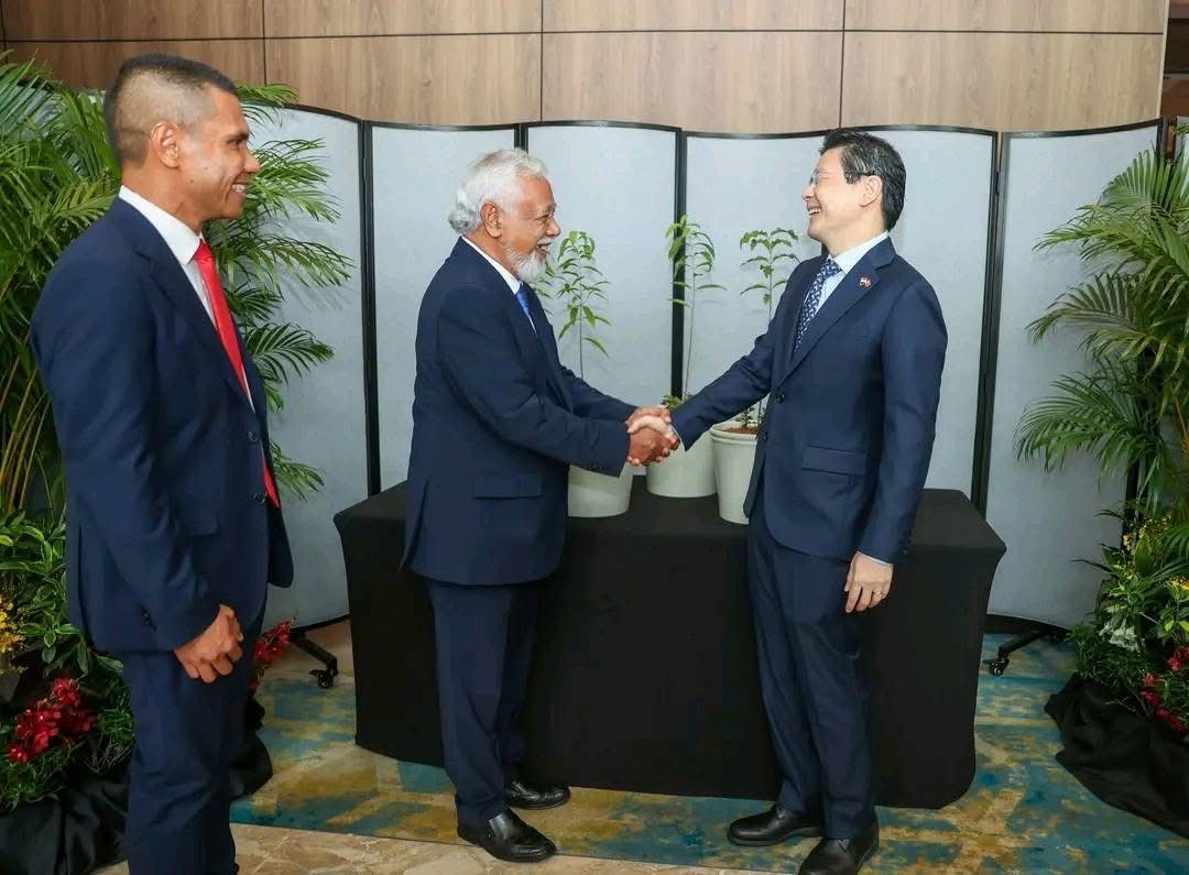 Timor-Leste oferese prezente ai-kameli oan iha ámbitu aniversáriu Singapura ba dala-60