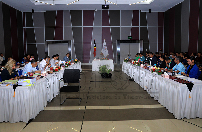 Komisaun C sujere ba KRO analiza didi’ak proposta adisionál molok aprova