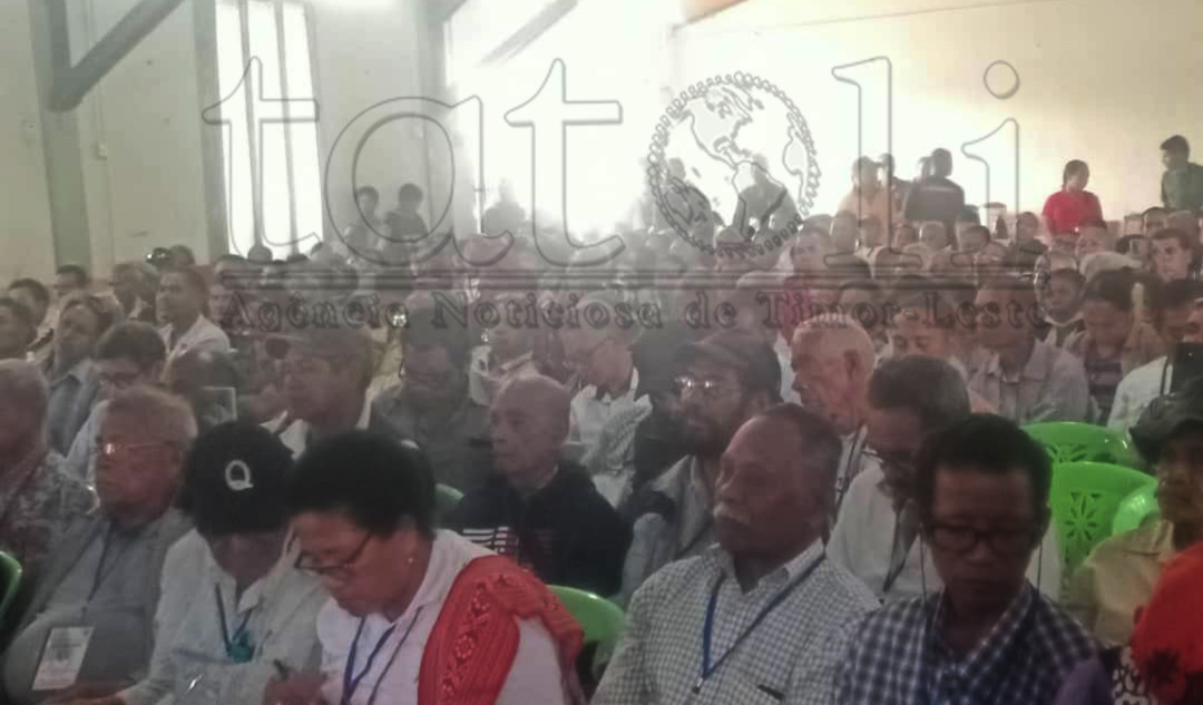 Ministru  Oan Soru husu Veteranu Vikeke hakerek idak-idak nia istória