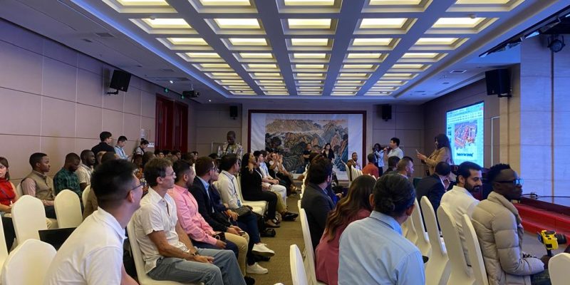 Jornalista 100-resin inklui husi TATOLI partisipa programa treinamentu mídia iha Beijing-Xina