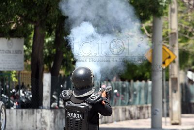 FOTO ATUÁL : EUTL halo manifestasaun hasoru PN ba loron daruak