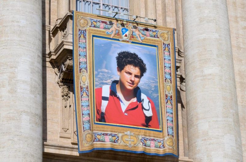 Papa Leão XIV kanoniza Carlo Acutis nu’udar santu mileniál dahuluk
