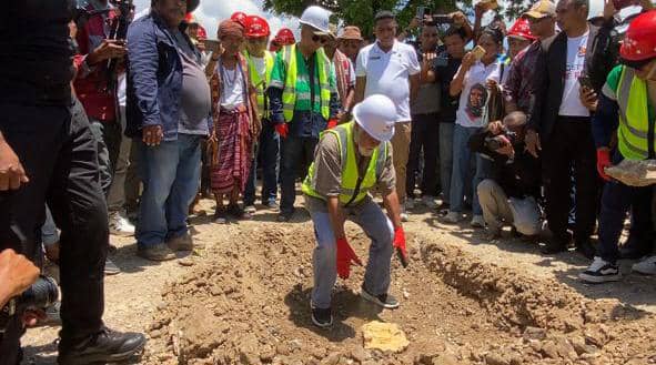 Xanana lansa fatuk dahuluk reabilitasaun estrada nasionál husi Lautein bá Lospalos