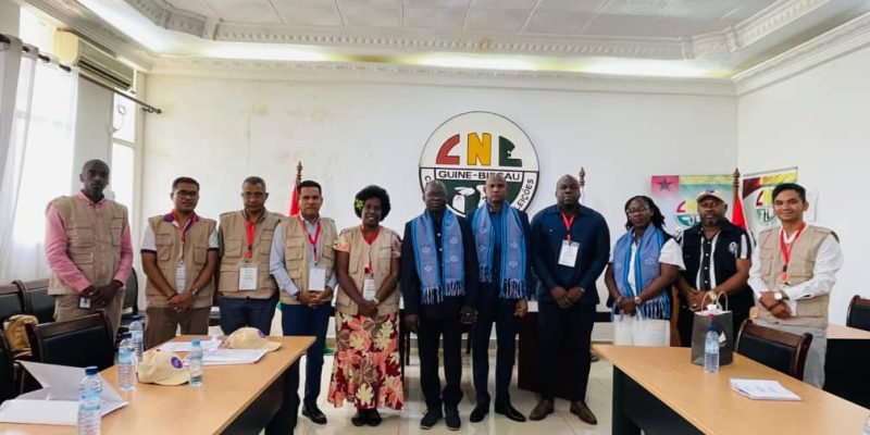 g7+ aprezenta Misaun Observasaun Eleitorál ba CNE Giné-Bisau