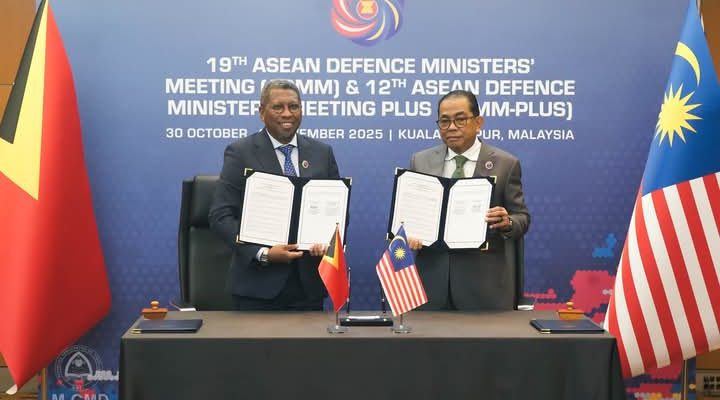Ministru Defeza Timor-Leste no Malázia asina akordu kooperasaun militár