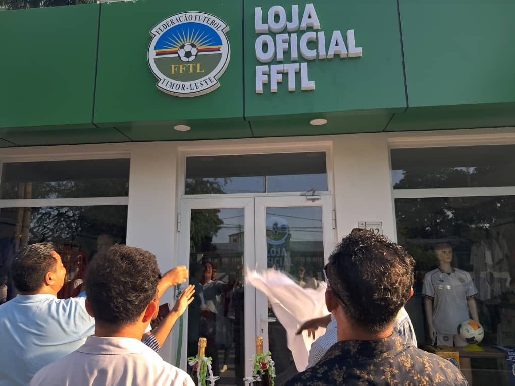 FFTL lansa Loja Ofisiál FFTL, hakbesik futeból ba komunidade