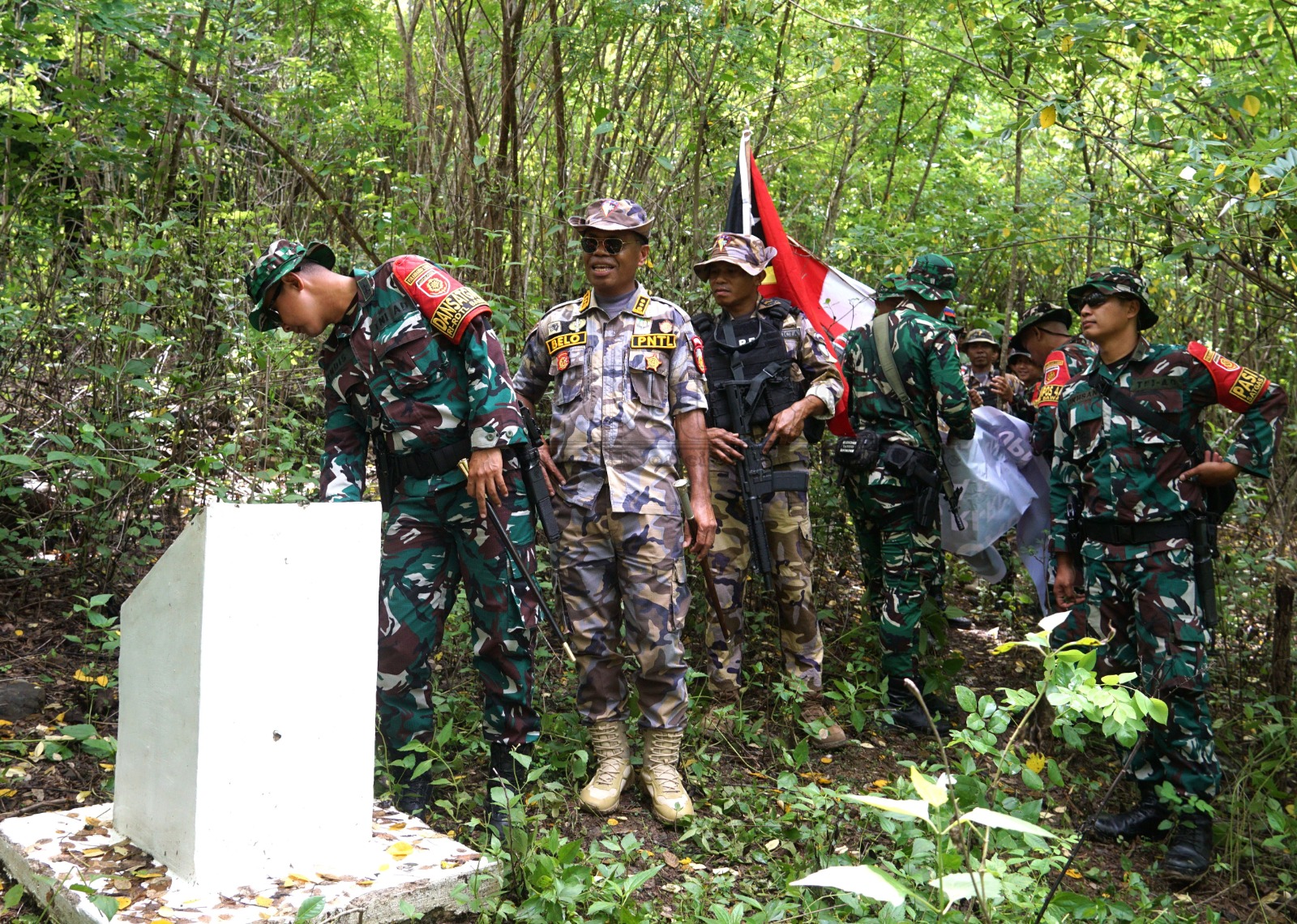UPF-TNI halo patrullamentu konjunta observa pilár-garante seguransa iha fronteira