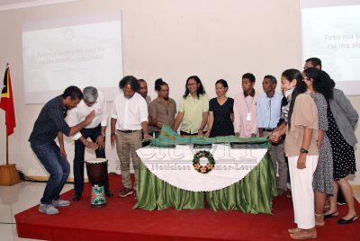 FOTO-ATUÁL : ONG REDE BA RAI lansa relatóriu peskiza kona-bá feto