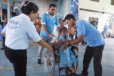 FOTO-ATUÁL : Governu no parseiru sira selebra loron mundiál defiesiénsia
