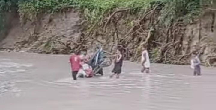 Impaktu udan boot rezulta ponte Sumaku kotu