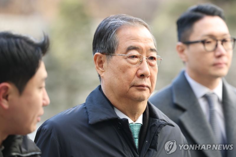 Eis PM Korea Súl hetan kondenasaun tinan 23 prizaun